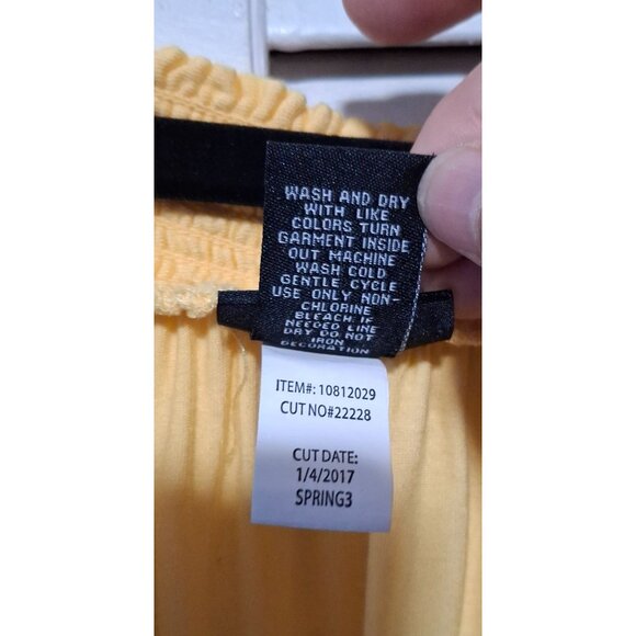 Torrid Womens Yellow Smocked Off-Shoulder Flutter Sleeve Top Size 1 Pheasant Boh - Picture 7 of 9